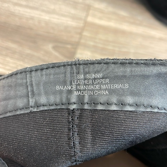 CROWN VINTAGE BOOTIES size 8 “Sunny” - Picture 3 of 4